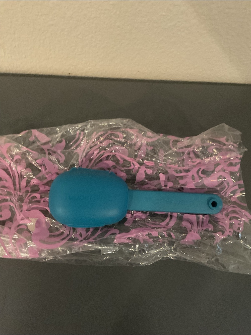 Tupperware on the go Cutlery set snap together knife fork spoon case